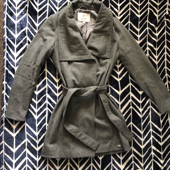 Gray guess pea coat - Picture 1 of 4